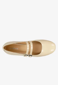 Beżowe buty Mary Jane z lakierowanej skóry