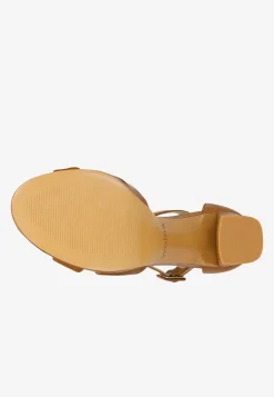 Brązowe sandały damskie na wysokim słupku