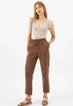 Brązowe sandały damskie w stylu casual