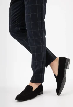 Czarne loafersy męskie z weluru