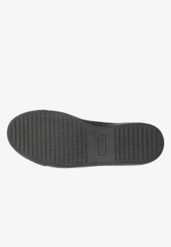 Czarne półbuty damskie ze skóry licowej ze złotymi elementami
