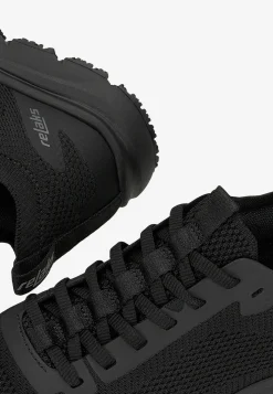 Czarne siateczkowe sneakersy RELAKS