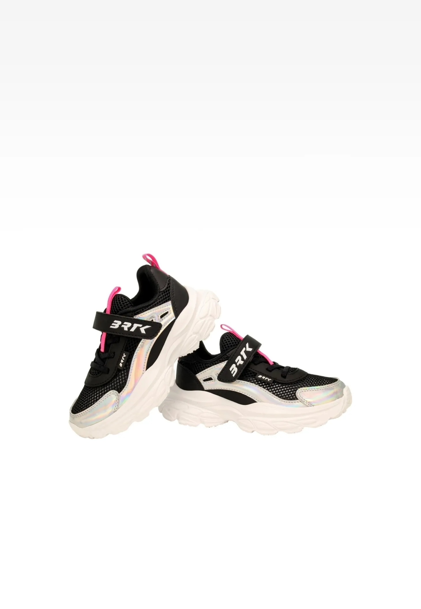 Czarne sneakersy dla dziewczynki z elementami holo BARTEK 87008-11