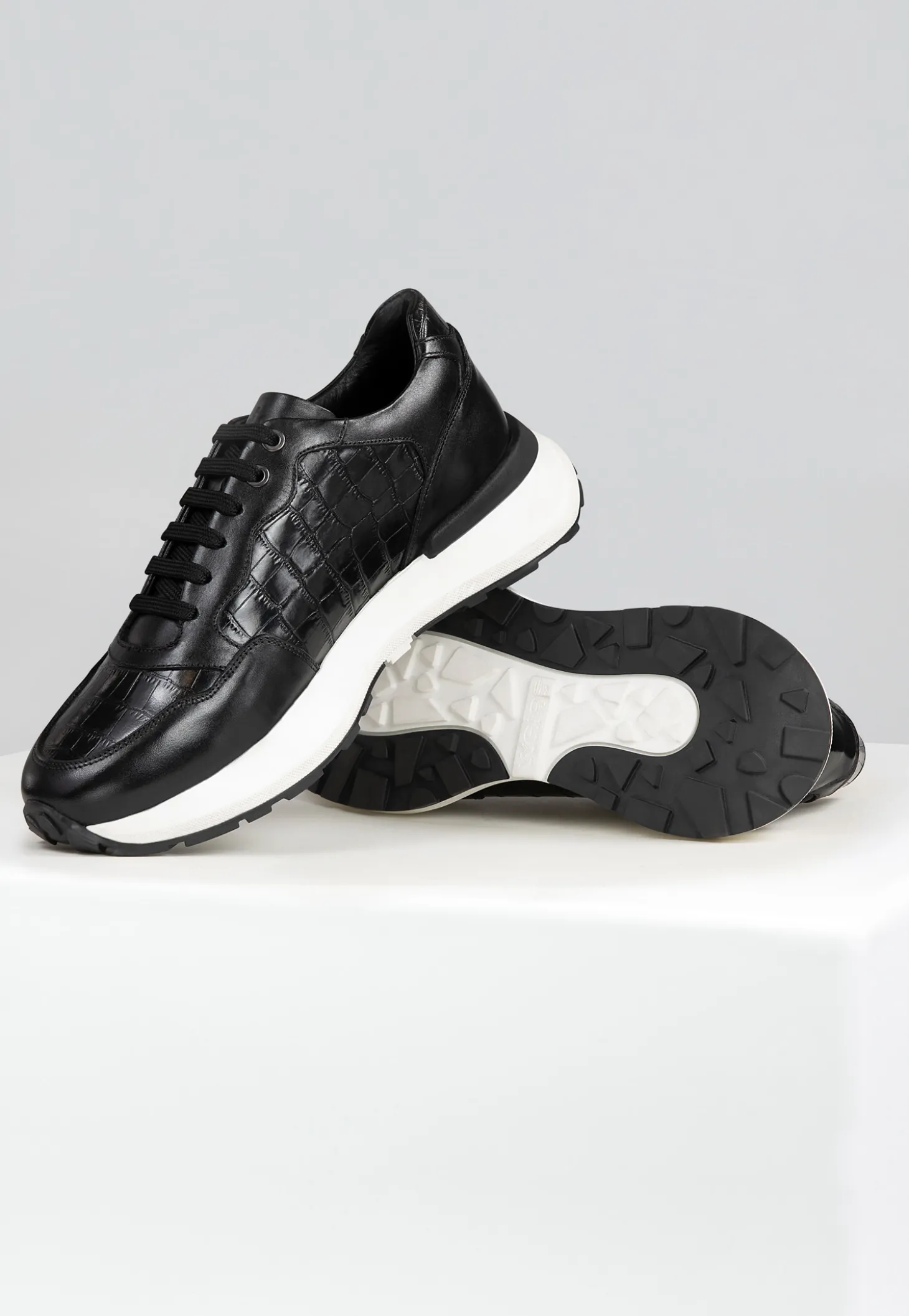 Czarne sneakersy męskie PREMIUM z tłoczeniem