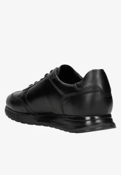 Czarne sneakersy męskie z tłoczonym logo