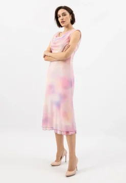 Eleganckie beżowe czółenka damskie na szpilce