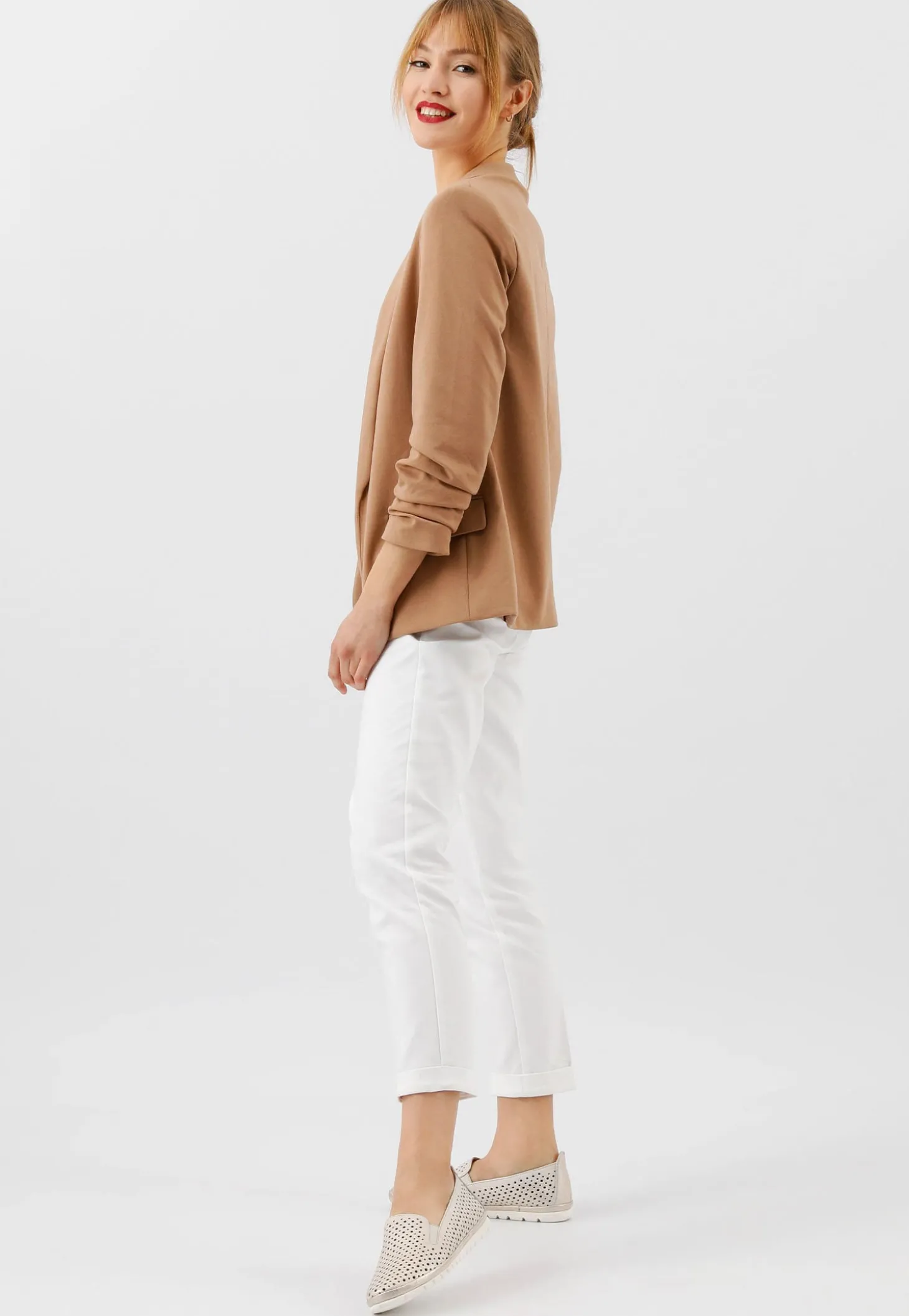 Złote loafersy damskie z linii Comfort